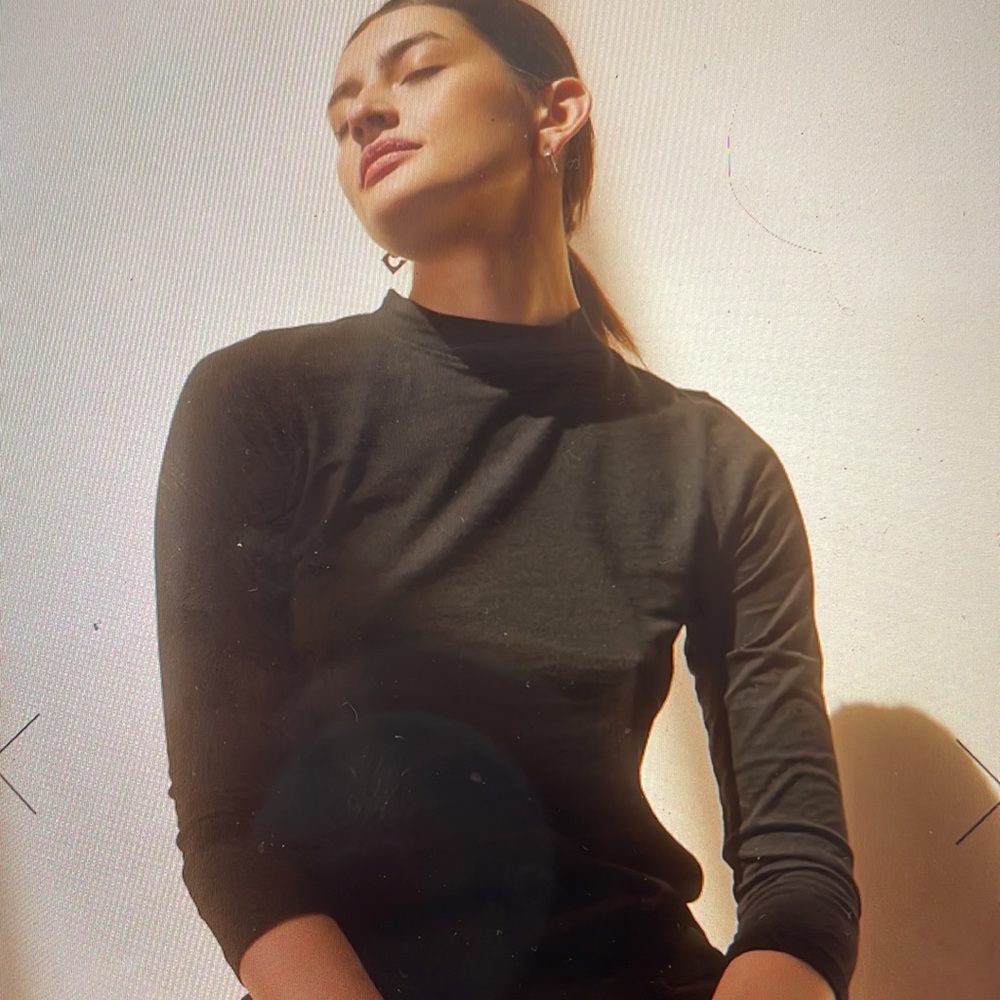 Black Velvet By Graham & Spencer Turtle Tee